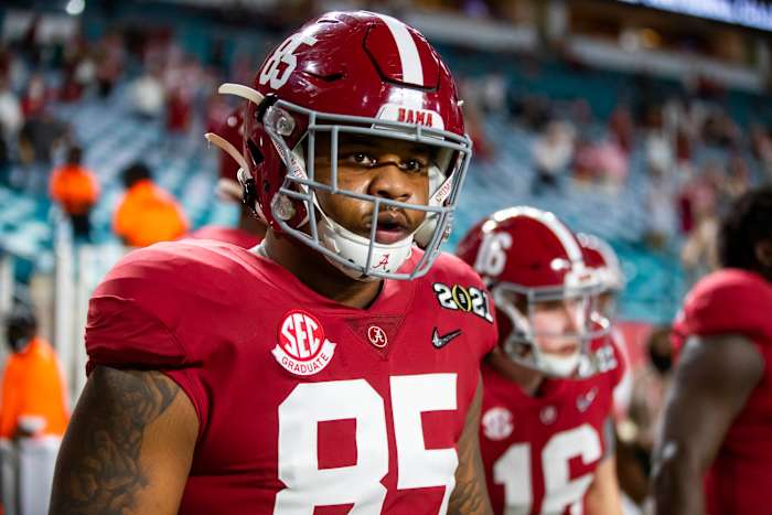 Alabama Crimson Tide tight end Kendall Randolph (85) against the Ohio State Buckeyes in the 2021 College Football Playoff National Championship Game.